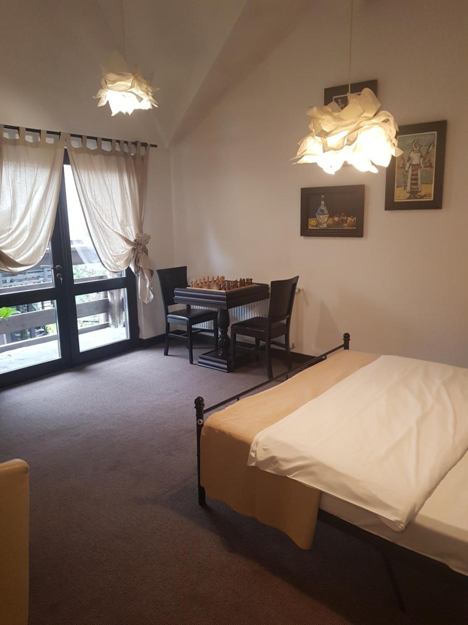 Pension Casa Drumetului Piatra Neamţ Екстериор снимка